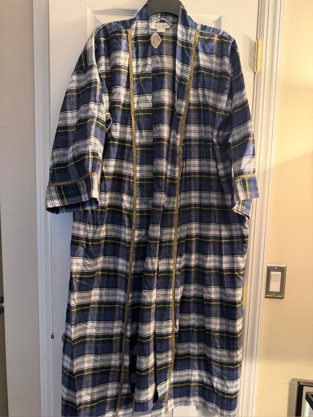 CACIQUE-  Plaid Flannel Pajama Robe - Navy & White